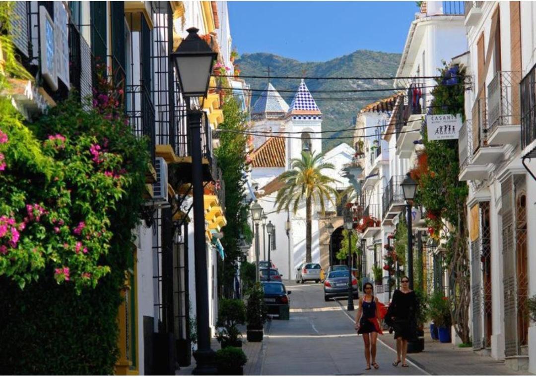 Estudio Cosmopolita Marbella Ngoại thất bức ảnh